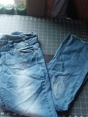 No Boundaries Women's Boot Cut Blue Jeans